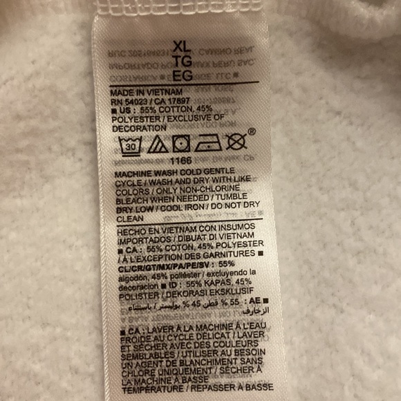 Sweatshirt - Picture 6 of 7